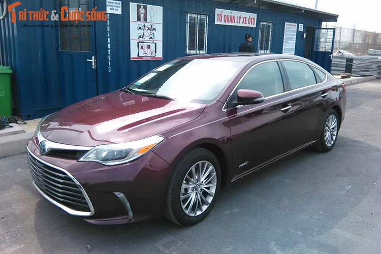Can canh Toyota Avalon Limited gia 2,56 ty tai Viet Nam-Hinh-3
