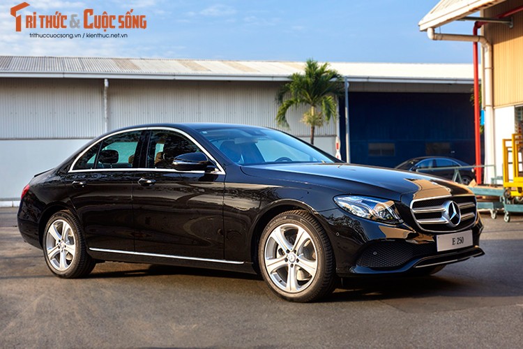 Mercedes E250 lap rap tai Viet Nam co gia 2,47 ty dong-Hinh-9