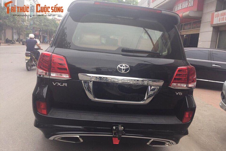 Can canh Toyota Land Cruiser 2017 gia hon 4 ty tai VN-Hinh-10