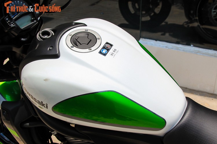 Kawasaki Vulcan S Cafe gia 247 trieu dau tien tai VN-Hinh-6