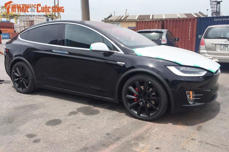 Sieu xe oto dien Tesla Model X P100D &quot;cap ben&quot; Ha Noi-Hinh-2