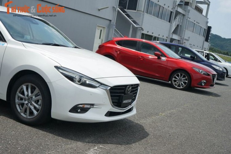 &quot;Hang nong&quot; Mazda3 2017 cap ben Viet Nam-Hinh-6