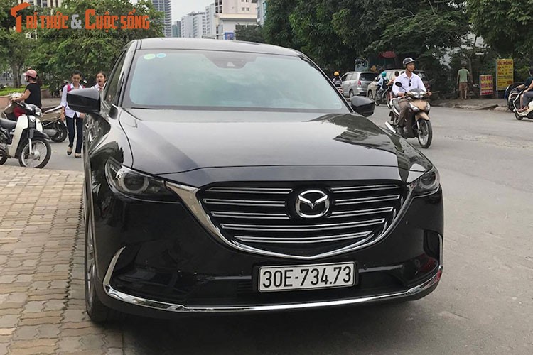 Mazda CX-9 moi hon 2 ty dau tien lan banh tai VN