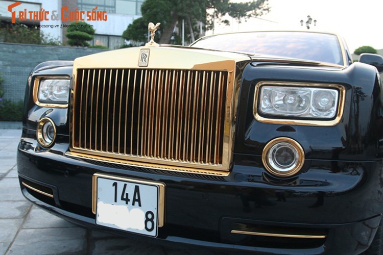 &quot;Phat sot&quot; voi taxi Rolls-Royce hon 20 ty tai Quang Ninh-Hinh-4