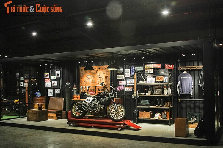 Ducati Viet Nam co showroom moto chuan 3S toan cau-Hinh-5