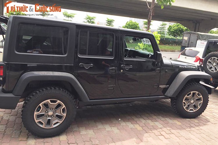 Xe dia hinh Jeep Wrangler 2017 gia 4,2 ty tai Ha Noi-Hinh-10