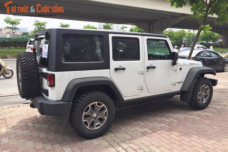 Xe dia hinh Jeep Wrangler 2017 gia 4,2 ty tai Ha Noi-Hinh-2