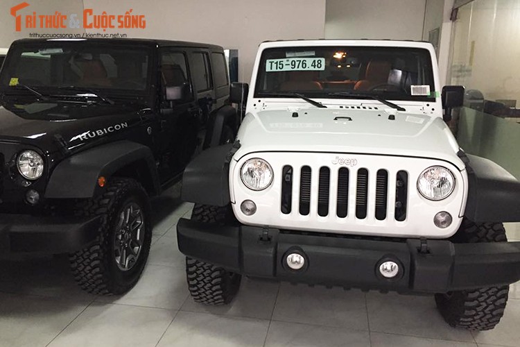 Xe dia hinh Jeep Wrangler 2017 gia 4,2 ty tai Ha Noi