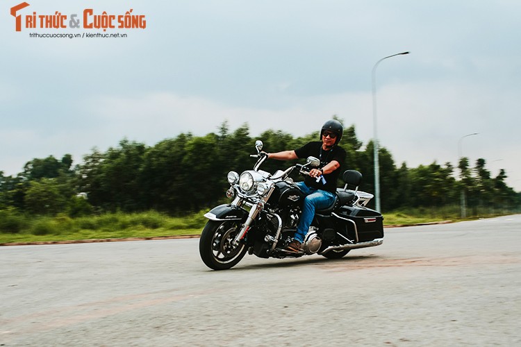 Cam lai Harley-Davidson Road King 2017 gia 1,1 ty dong-Hinh-14