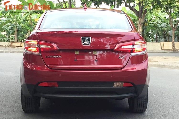 Xe oto Luxgen S3 gia 598 trieu “doi dau” Mazda3 tai VN-Hinh-5