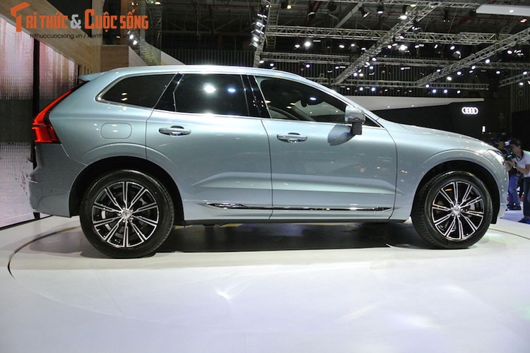 Volvo XC60 2018 “chot gia” 2,45 ty dong tai Viet Nam-Hinh-2