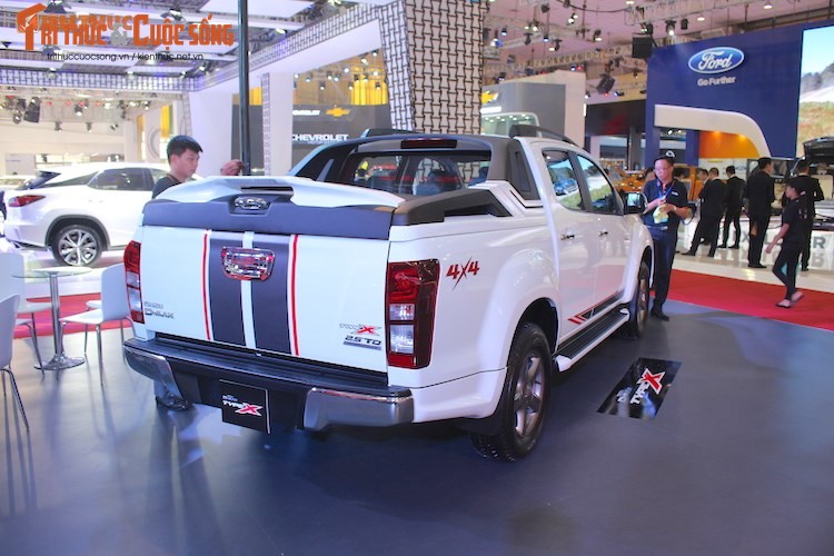 Ban tai Isuzu D-Max giam gia khung toi 200 trieu tai VN-Hinh-3