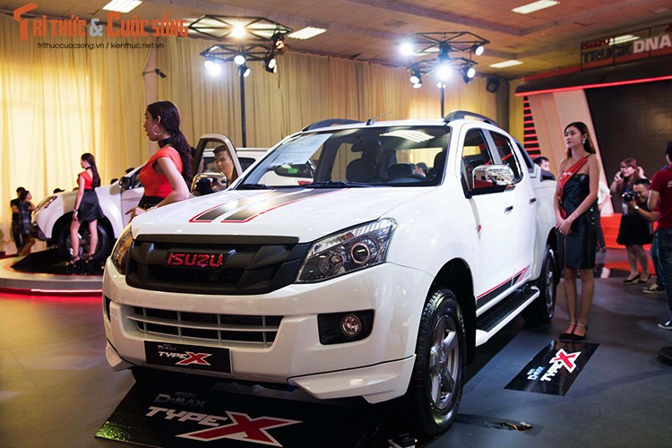 Ban tai Isuzu D-Max giam gia khung toi 200 trieu tai VN