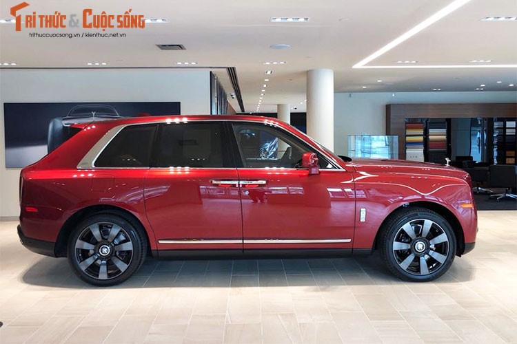 “Soi” Rolls-Royce Cullinan 41,2 ty sap ve tay dai gia Viet-Hinh-2