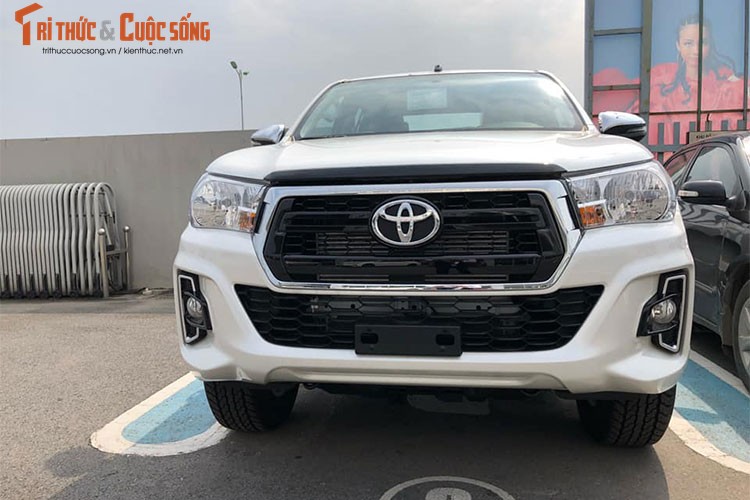 Toyota Fortuner 2018 may dau gia hon 1 ty ve Viet Nam-Hinh-9