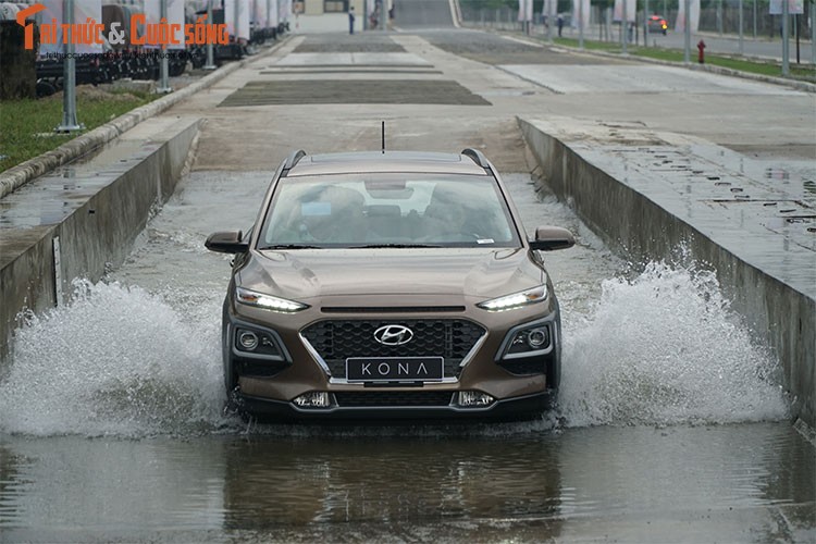 Can canh Hyundai Kona gia tu 615 trieu tai Viet Nam-Hinh-13