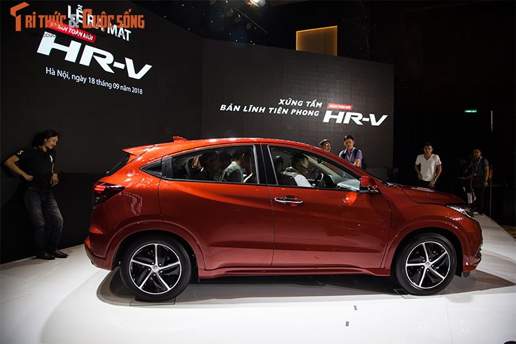 Can canh Honda HR-V tu 786 trieu, gia 