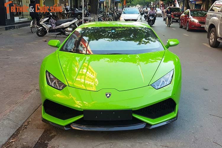 Dan choi Hai Phong tau sieu xe Lamborghini Huracan 16 ty