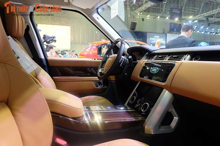 Can canh xe Range Rover moi hon 10 ty tai VMS 2018-Hinh-7