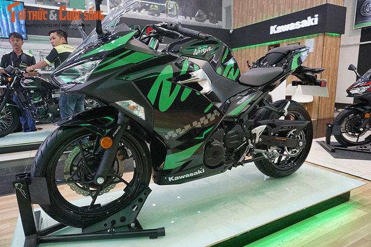 Kawasaki Ninja 400 ABS dac biet gia 159 trieu o Sai Gon-Hinh-11