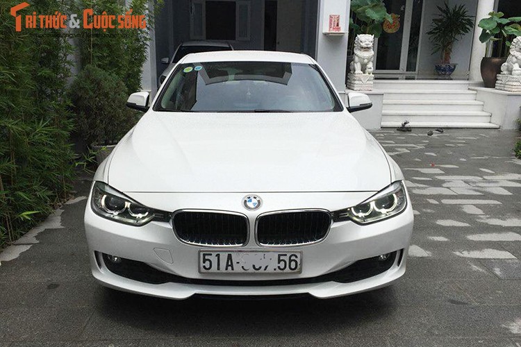 Xe sang BMW 320i dung 6 nam, gia chi 818 trieu o Sai Gon-Hinh-2