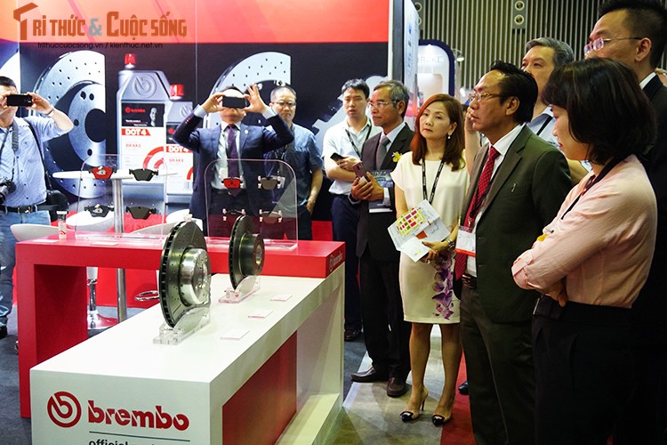 Trien lam cong nghiep oto Automechanika 2019 tai Viet Nam co gi?-Hinh-2