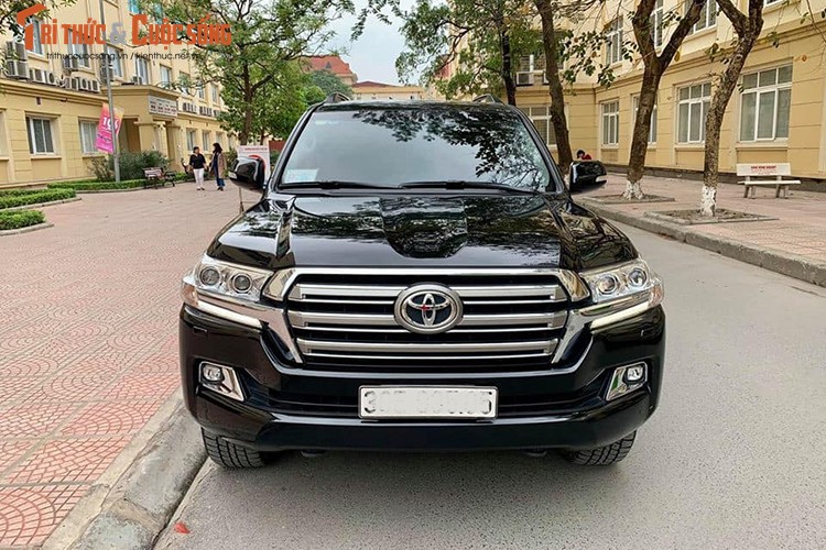 Toyota Land Cruiser dung 3 nam gia hon 3 ty o Ha Noi-Hinh-3