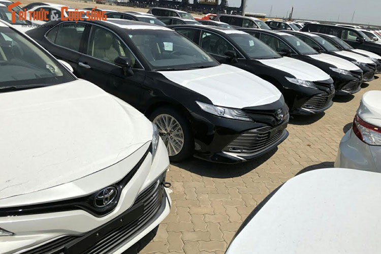 Toyota Camry 2019 un un ve Viet Nam, xe cu 