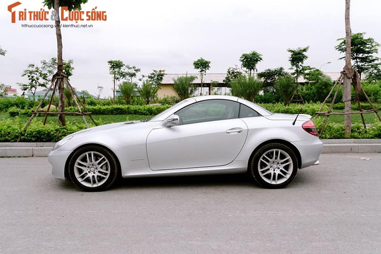 Mui tran hang sang Mercedes-Benz SLK chi 800 trieu o Ha Noi-Hinh-2