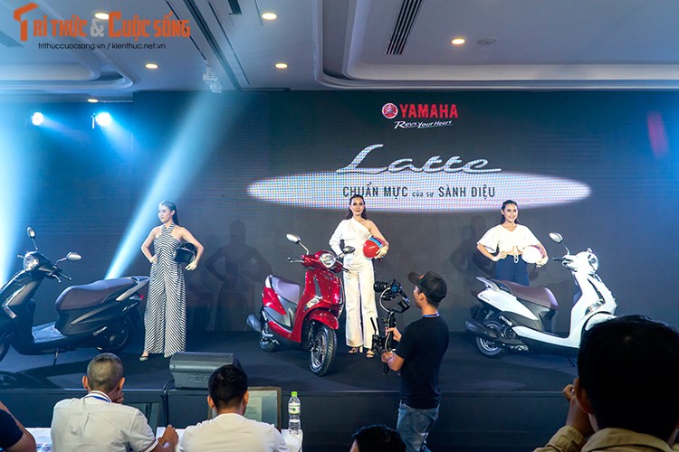 Yamaha Latte gia 37,9 trieu tai Viet Nam “dau” Honda Lead