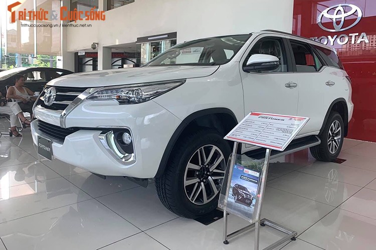 Chi tiet Toyota Fortuner 2019 hon 1,3 ty dong tai Viet Nam-Hinh-9