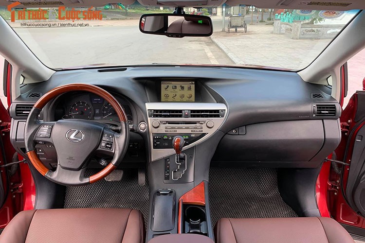 Xe sang Lexus RX350 dung 10 nam gia 1,5 ty o Ha Noi-Hinh-5