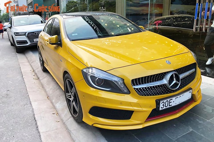 Mercedes-Benz A250 dung 6 nam lo hon 1 ty dong o Ha Noi