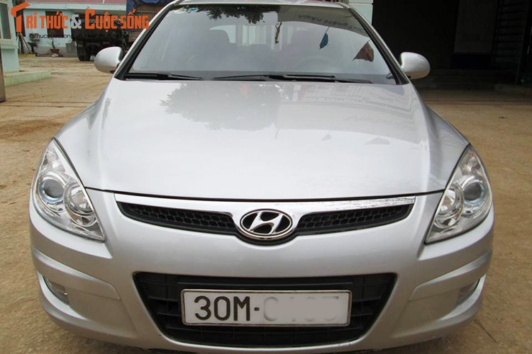 Hyundai i30 may dau dung 12 nam ban 350 trieu o Ha Noi-Hinh-2