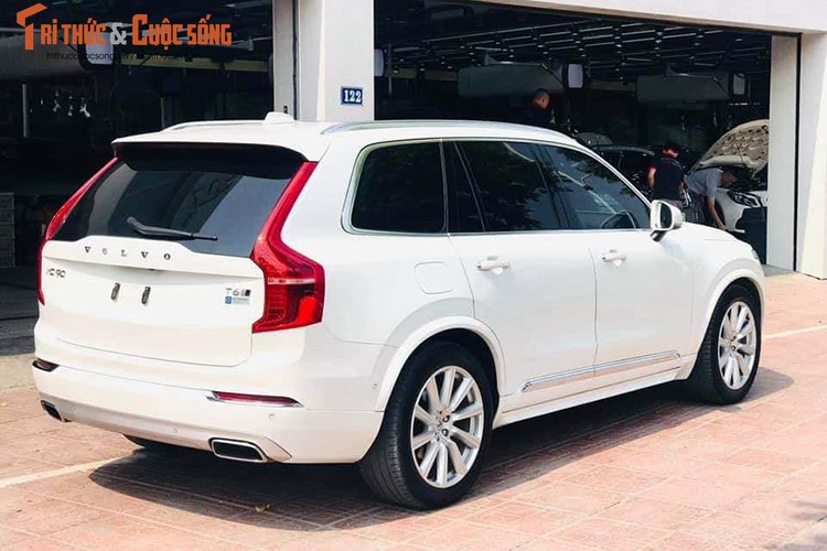 SUV hang sang Volvo XC90 