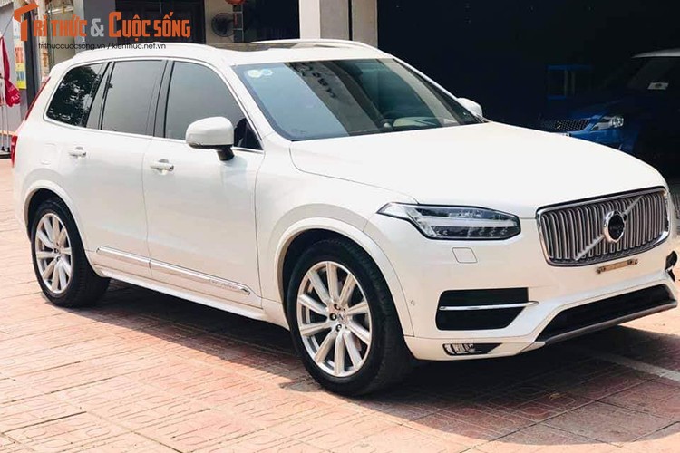 SUV hang sang Volvo XC90 