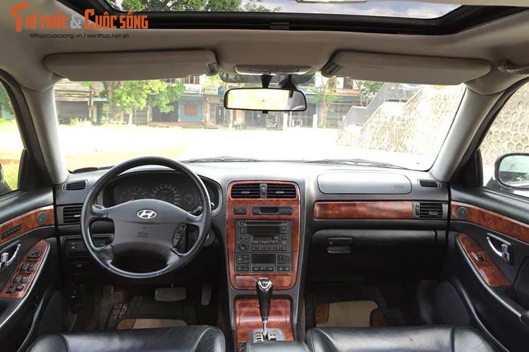 Can canh Hyundai XG300, xe “nguyen thu” hon 200 trieu tai Viet Nam-Hinh-5