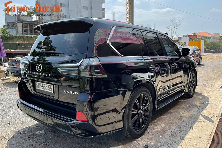 Ngam Lexus LX570 hon 8 ty, bien 