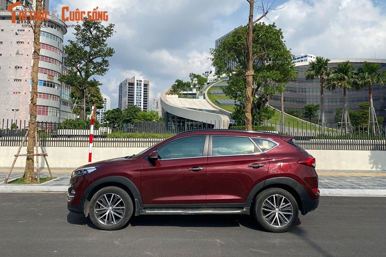 Can canh Hyundai Tucson 2016 dung chan, hon 700 trieu tai Ha Noi-Hinh-2