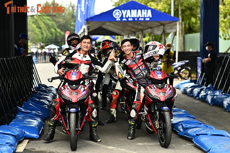 Dan choi xe may Viet do ve Can Tho tham du Yamaha GP 2021-Hinh-14