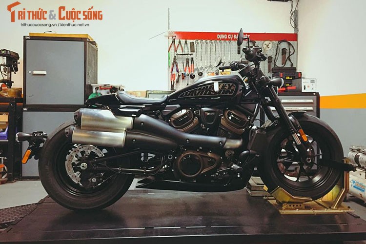 Chi tiet Harley-Davidson Sportster S gan 600 trieu tai Viet Nam-Hinh-2