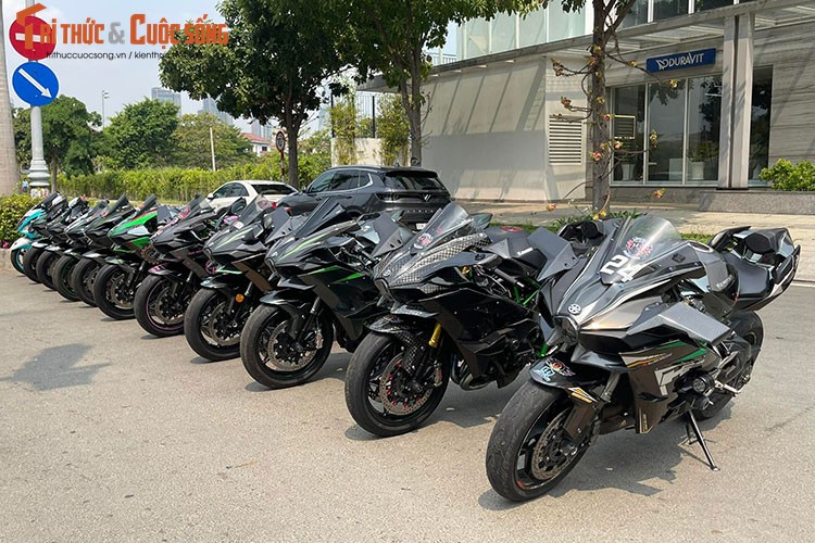 Ca dan sieu moto Kawasaki H2 tien ty, manh nhat the gioi o Sai Gon-Hinh-5