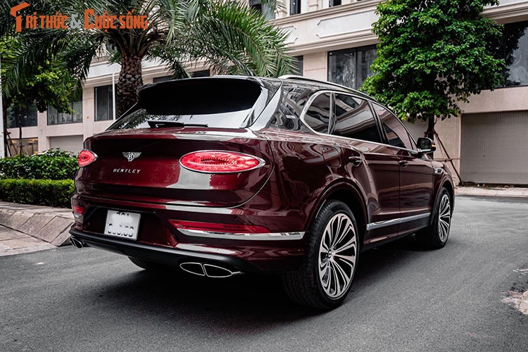 Bentley Bentayga First Edition len san xe cu Ha Noi chi hon 15 ty dong-Hinh-3