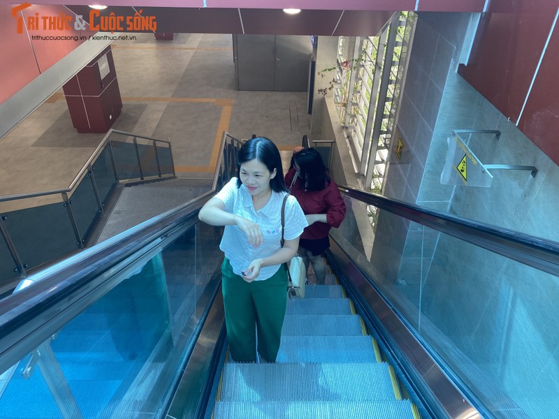 Nguoi dan hao hung trai nghiem tau dien metro Nhon - Ga Ha Noi-Hinh-3