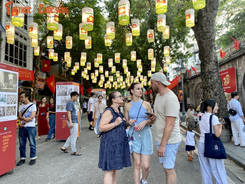 Nguoi Ha Noi boi hoi tim ve “Ky uc Ha Noi” o Phung Hung-Hinh-16