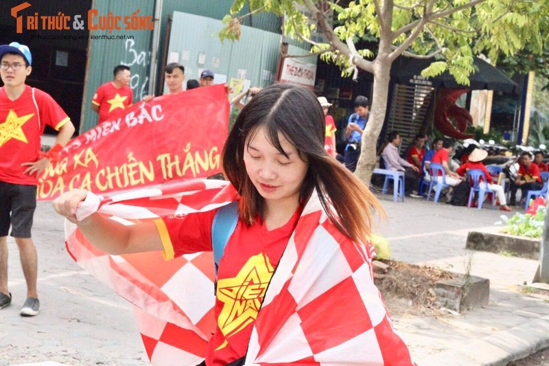 DT Viet Nam nhan tiep binh cuc khung truoc AFF Cup 2018-Hinh-8