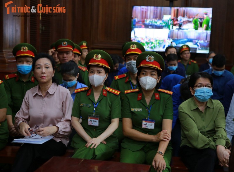 Vu Van Thinh Phat: Vien KSND de nghi giam an cho nhieu bi cao
