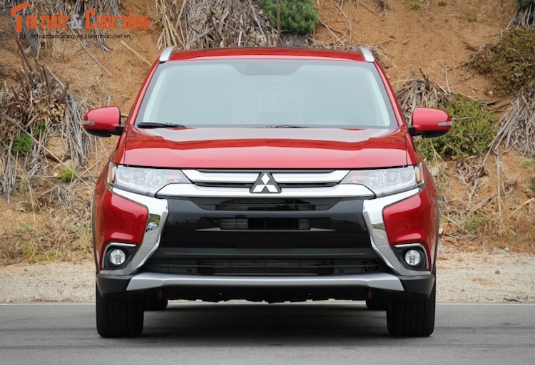 SUV Mitsubishi Outlander 2016 sap ve Viet Nam co gi?