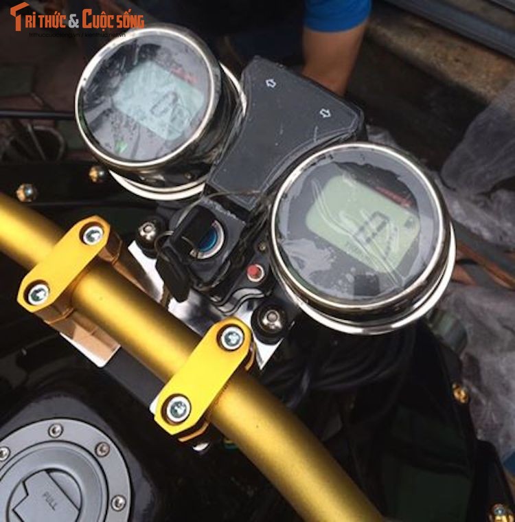 Moto 4 banh &quot;hang khung&quot; gia 80 trieu tai Sai Gon-Hinh-5