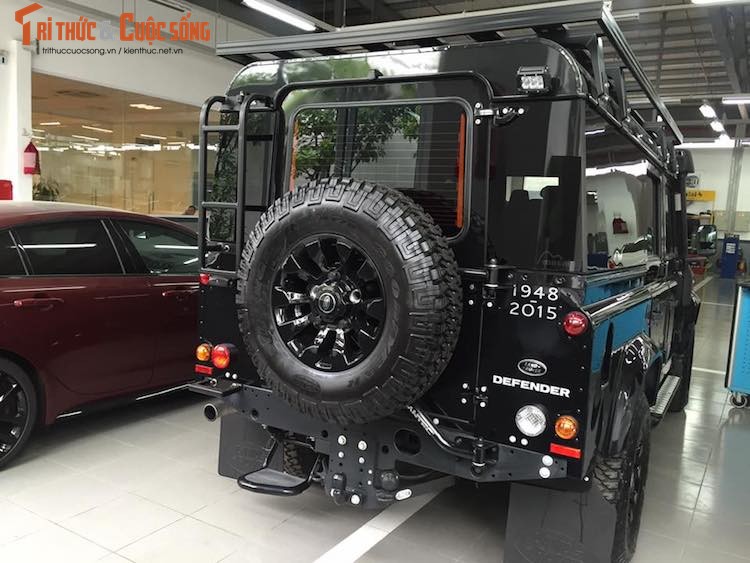 Land Rover Defender “hang thua” danh rieng cho dan choi Viet-Hinh-7